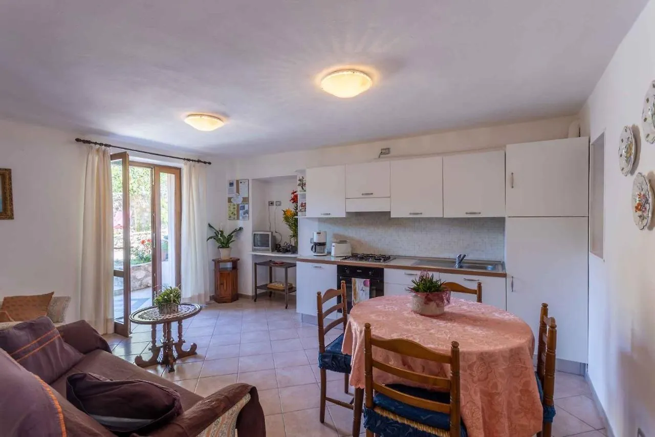 Apartment Tremosine 1